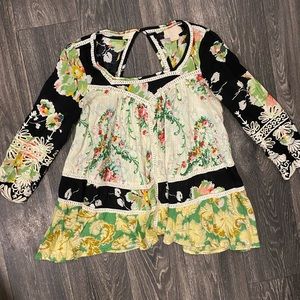 Anthropologie Vanessa Virginia size 0 boho floral top